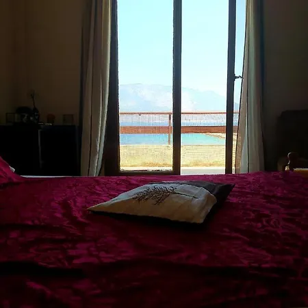 House Next To The Sea Corinth