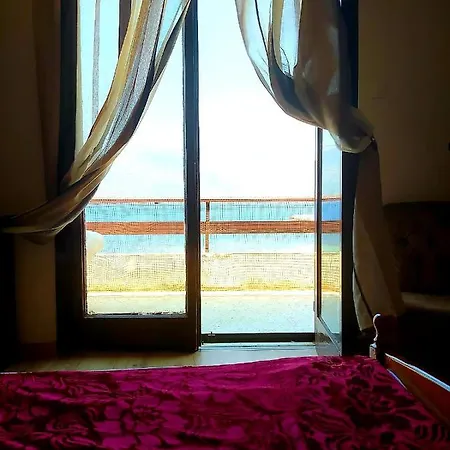 House Next To The Sea Corinth